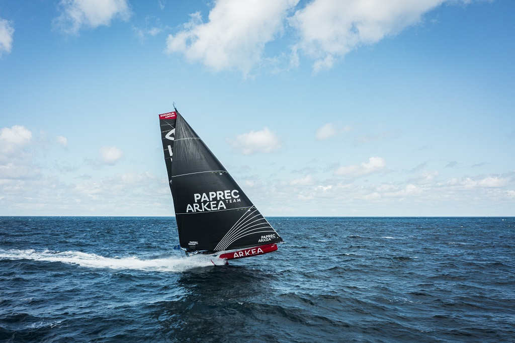 250702 Julien Champolion PAPRECARKEA 945 BD