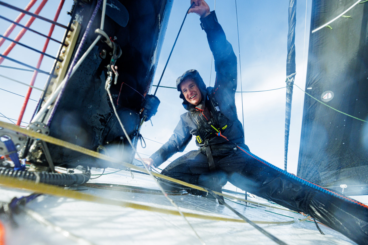 BI CONRADCOLMAN QAPTUR 22