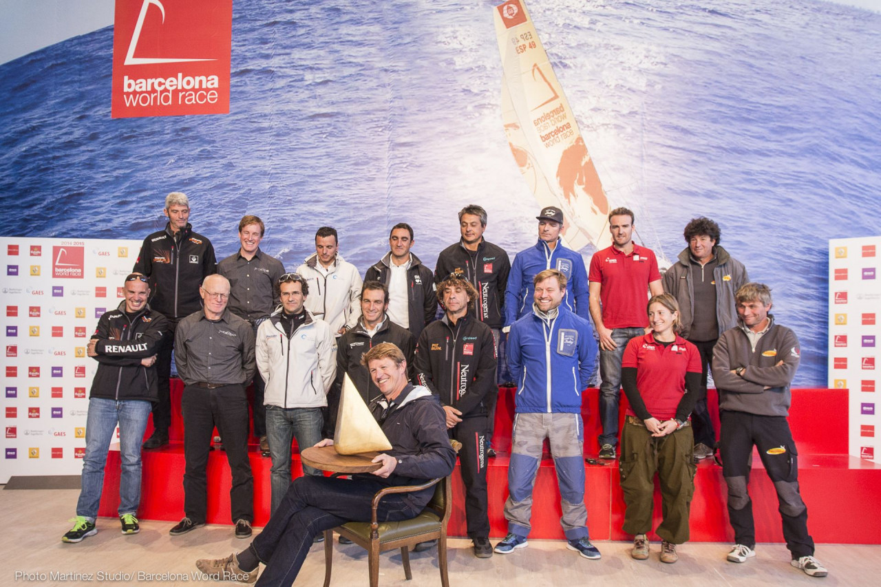 Final media gathering prior to the open ocean