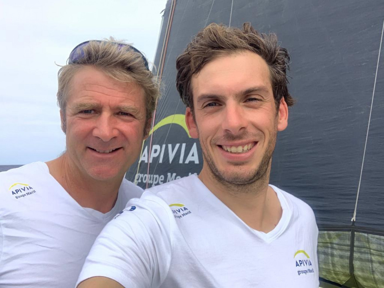 Image du bord 31 10 apivia team apivia r 1600 1200