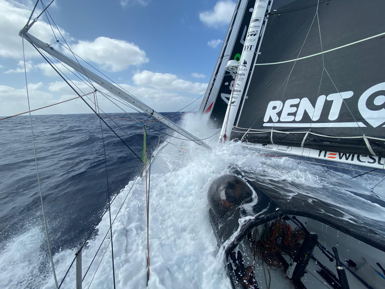 Image du bord newrest art fenetres team newrest r 1600 1200