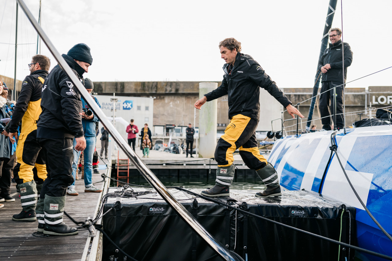 Pontons Macif JLC HD 9070